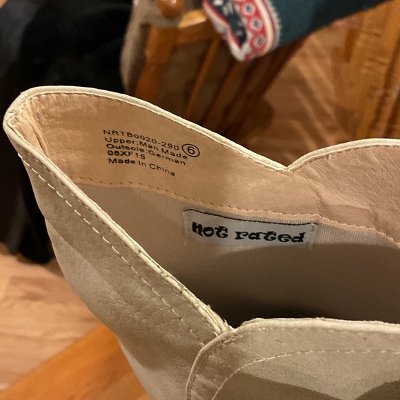 Beige Heeled Boots with Studded Accents - Size 6, Urban Cowgirl, Boho, - Picture 9 of 14